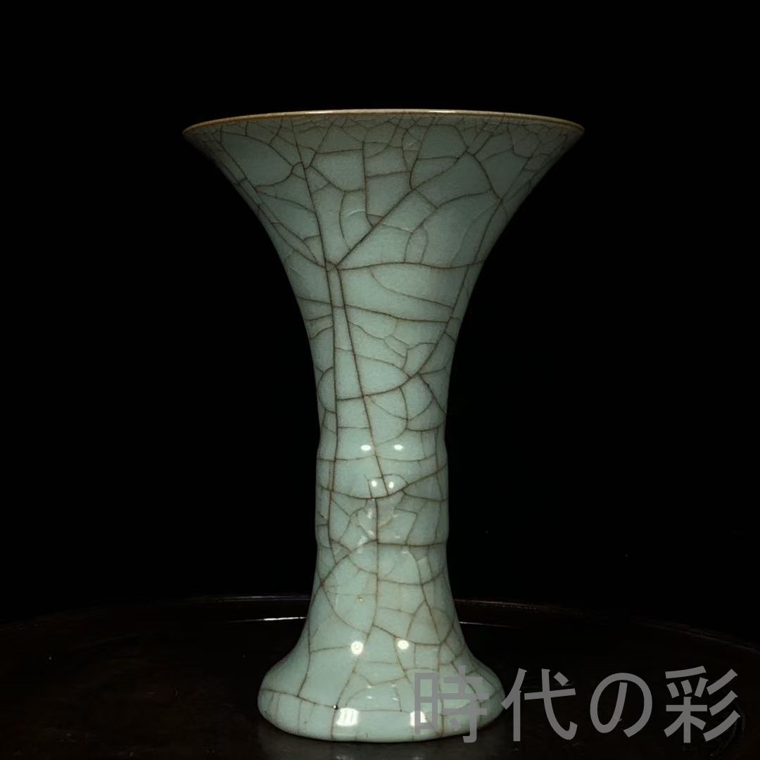 中国古美術 宋代 官窯 獣頭 花觚 青磁 古陶磁器 旧蔵 古賞物 古玩 時代物 R0710110123