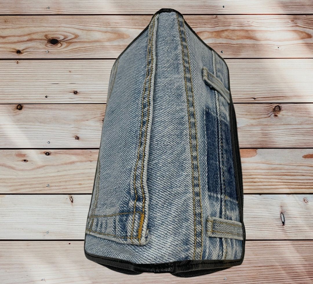 専用*No.26 デニムリメイク【ラウンドファスナー長財布】ハンドメイド 専用*No.26 デニムリメイク【ラウンドファスナー長財布