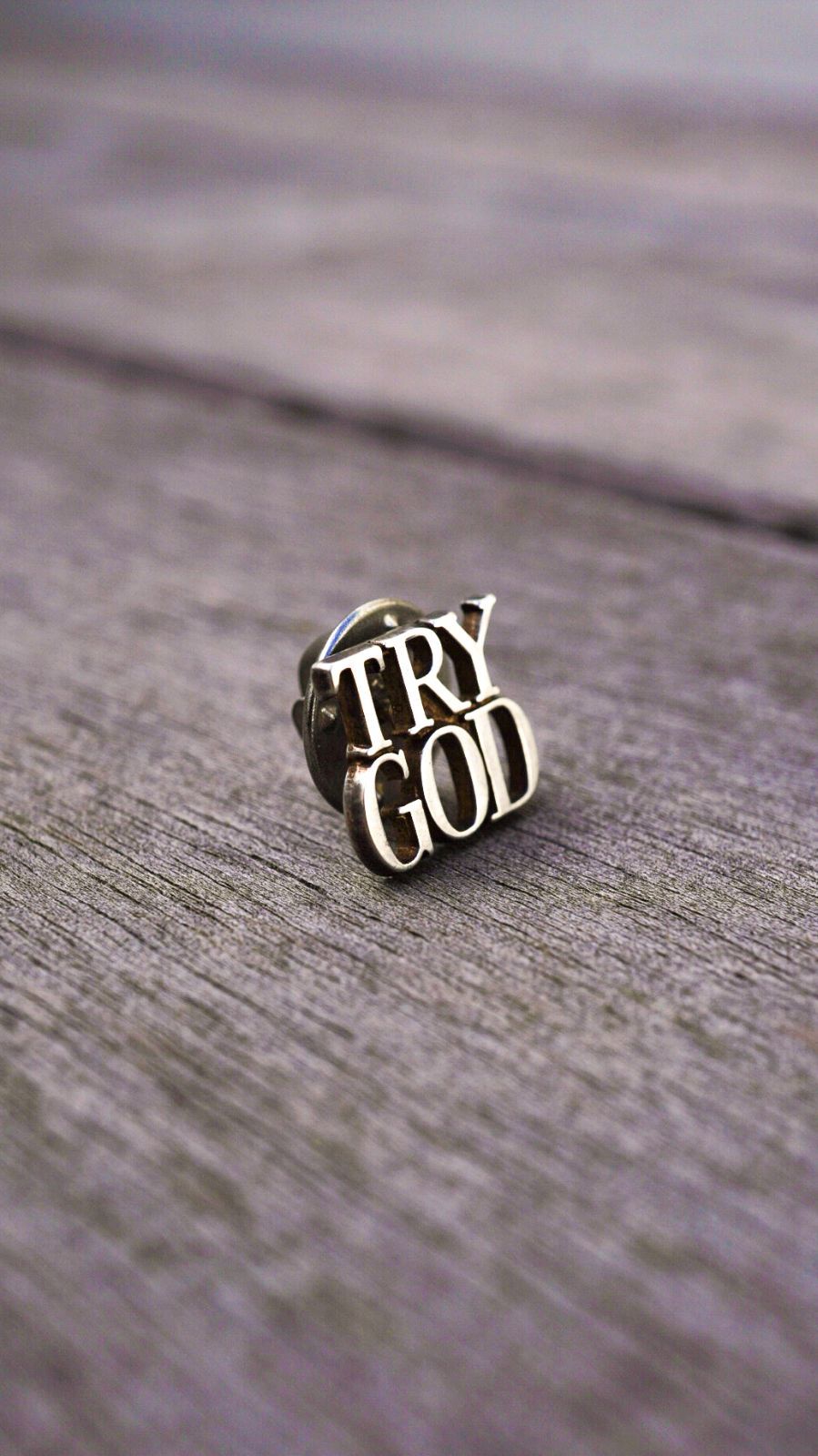 TIFFANY&Co. ティファニー TRY GOD ピンバッチ ゴールド - その他