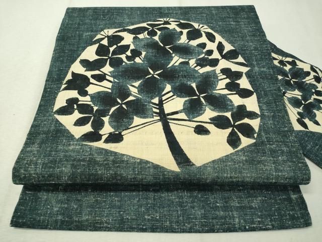平和屋着物○九寸名古屋帯 手描き 紬地 型染め 枝花文 正絹 逸品