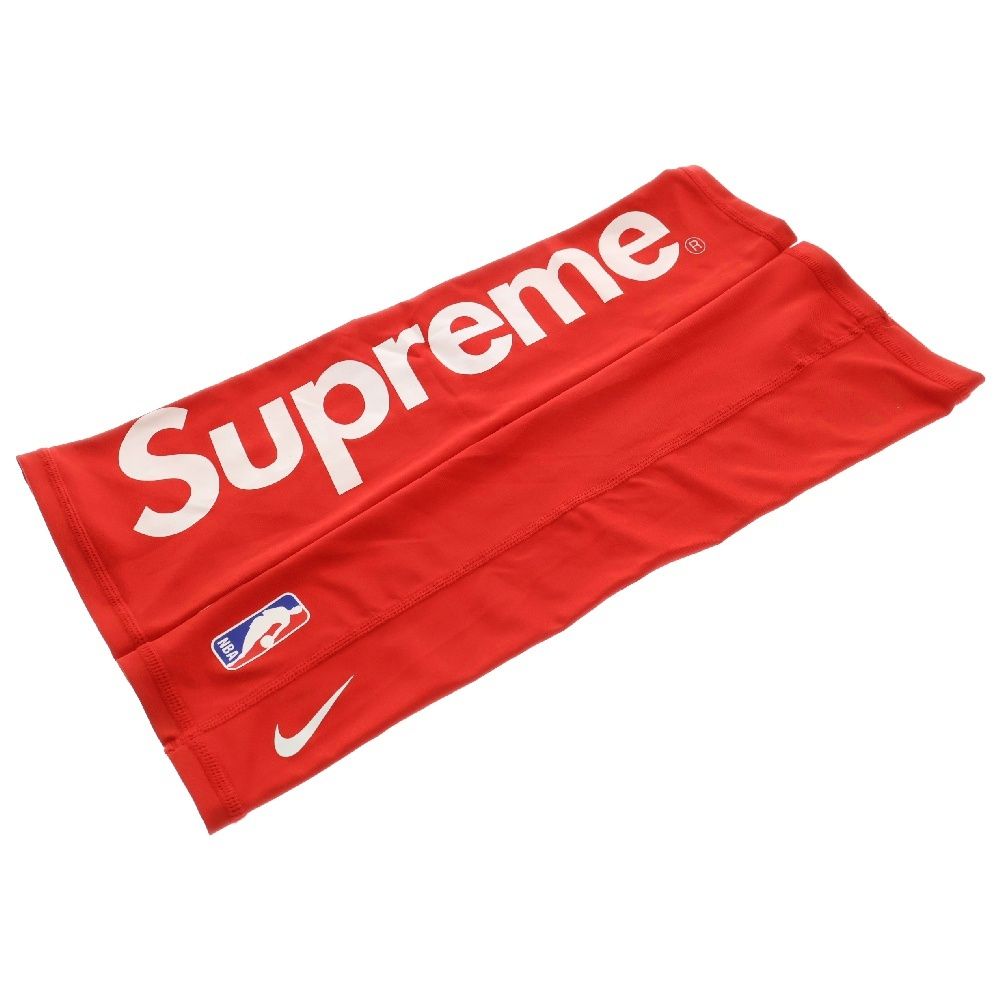 supreme × NIKE アームスリーブ　レッド　S / M メンズ supreme NIKE アームスリーブ 赤 S/M