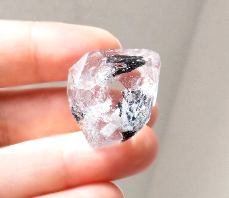 神秘の結晶〖エレスチャルクォーツ 原石〗 天然石