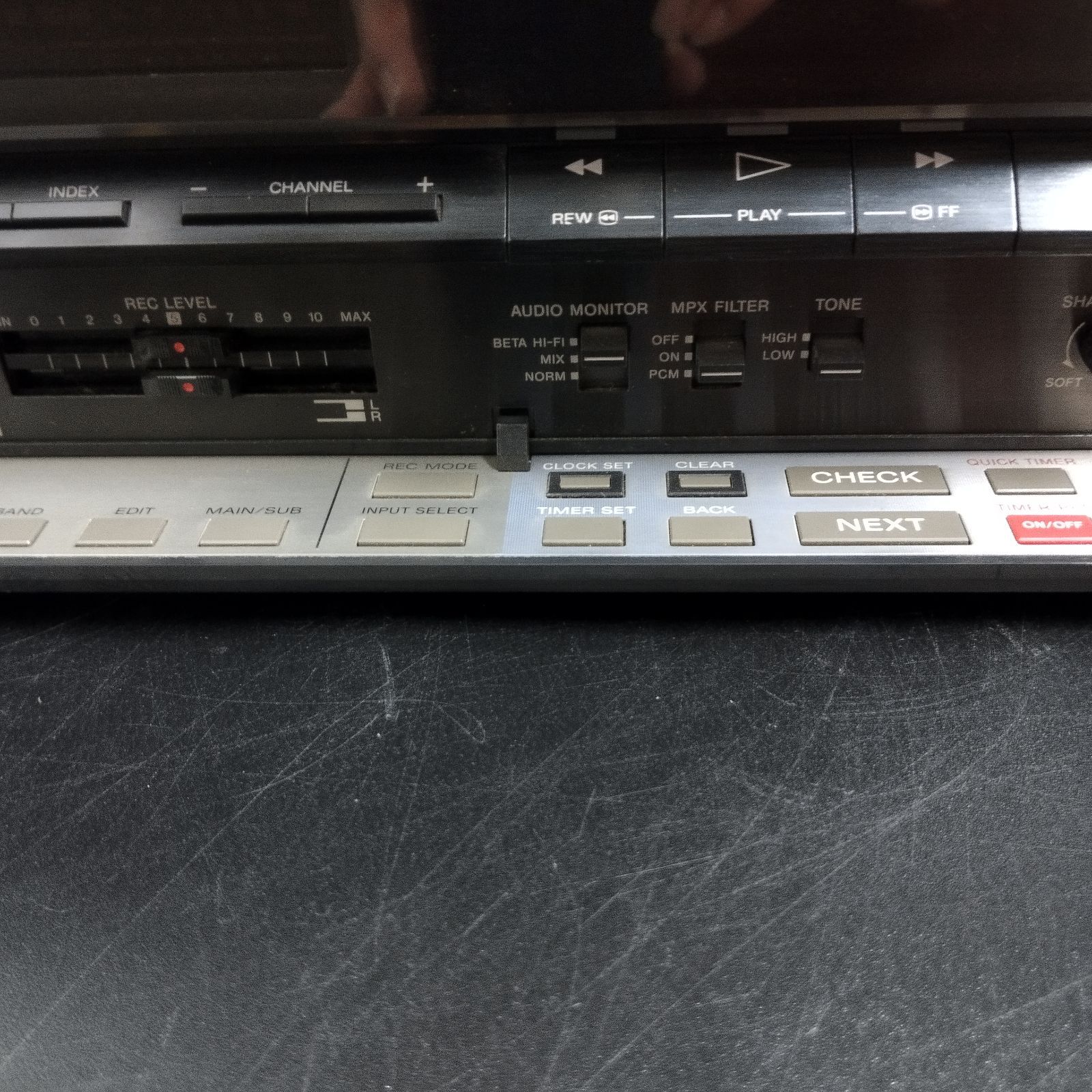 ソニーEDB-9000カセットレコーダージャンク品です！値下げしました。 ソニーEDB-9000カセットレコーダージャンク品です！値下げしました。