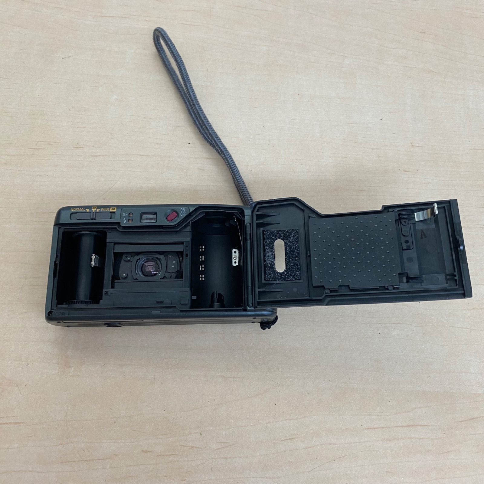 R1 コンパクトフィルムカメラ