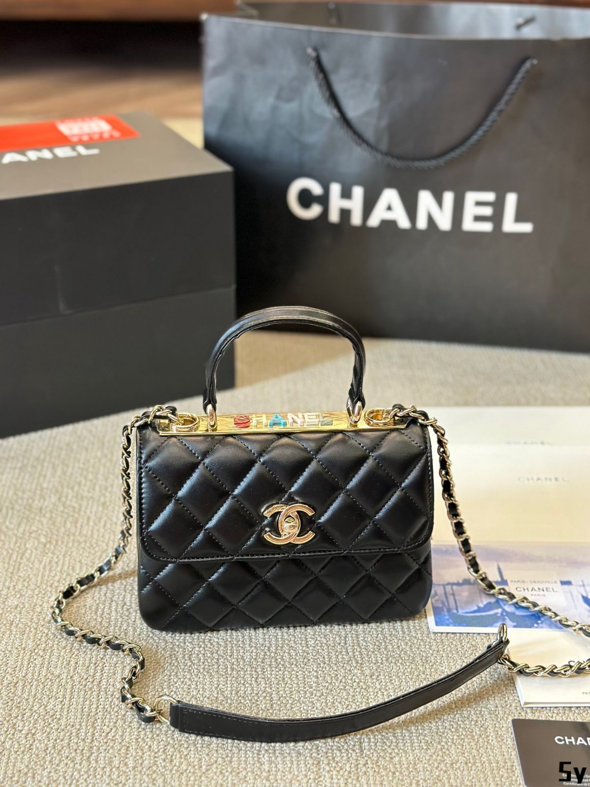 使いやすいデザイン♡【CHANEL】ショッピングバッグ ホーボー バッグ - ハンドバッグ | CHANEL