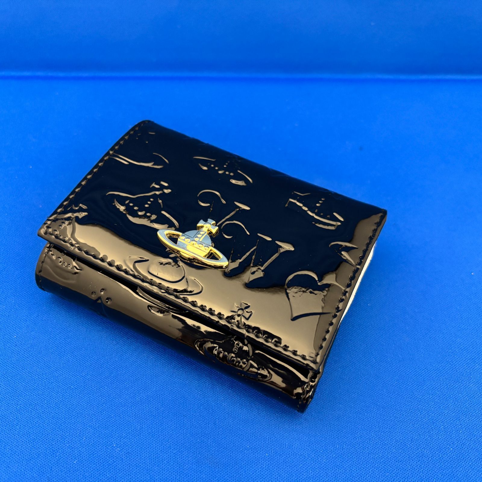 ヴィヴィアンウエストウッド