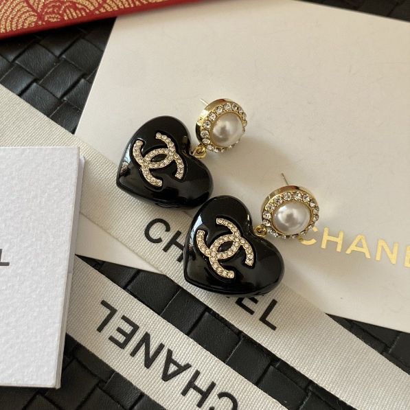 CHANEL ハート ダイヤモンド パール ピアス