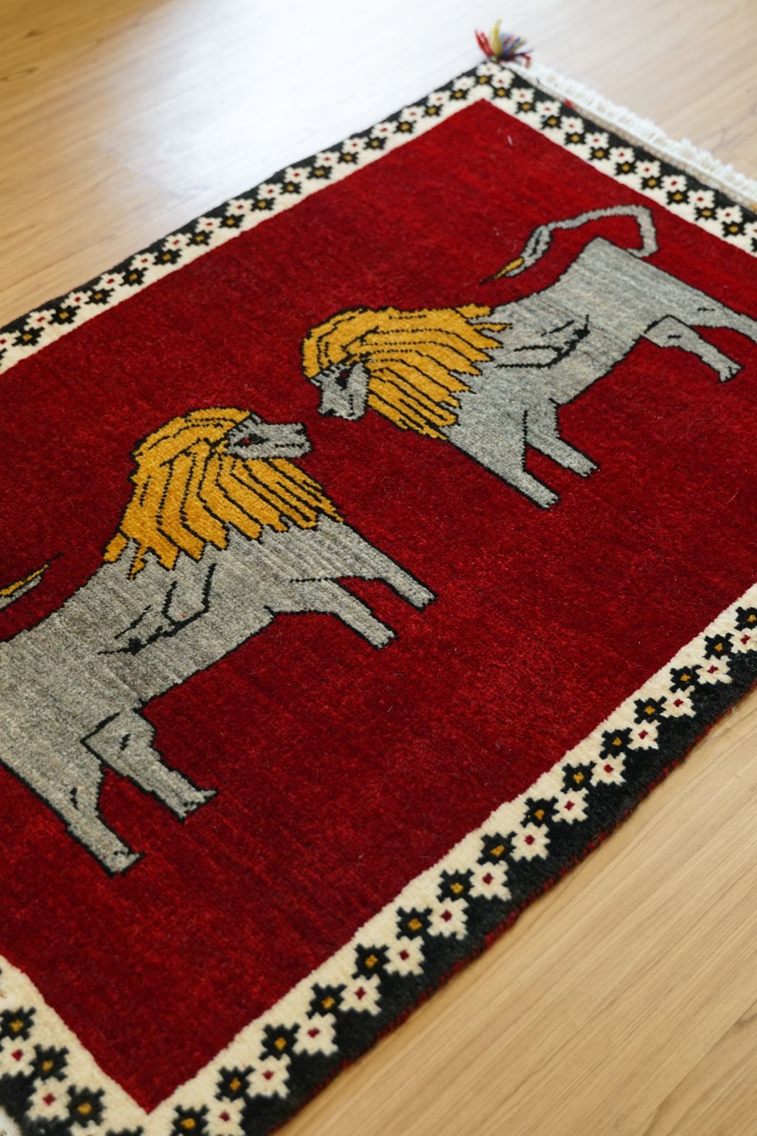 カシュカイ族 110x73cm