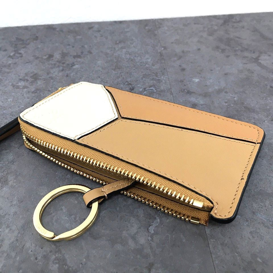 送料込み！ 未使用品 LOEWE フラグメントケース パズル 箱付き