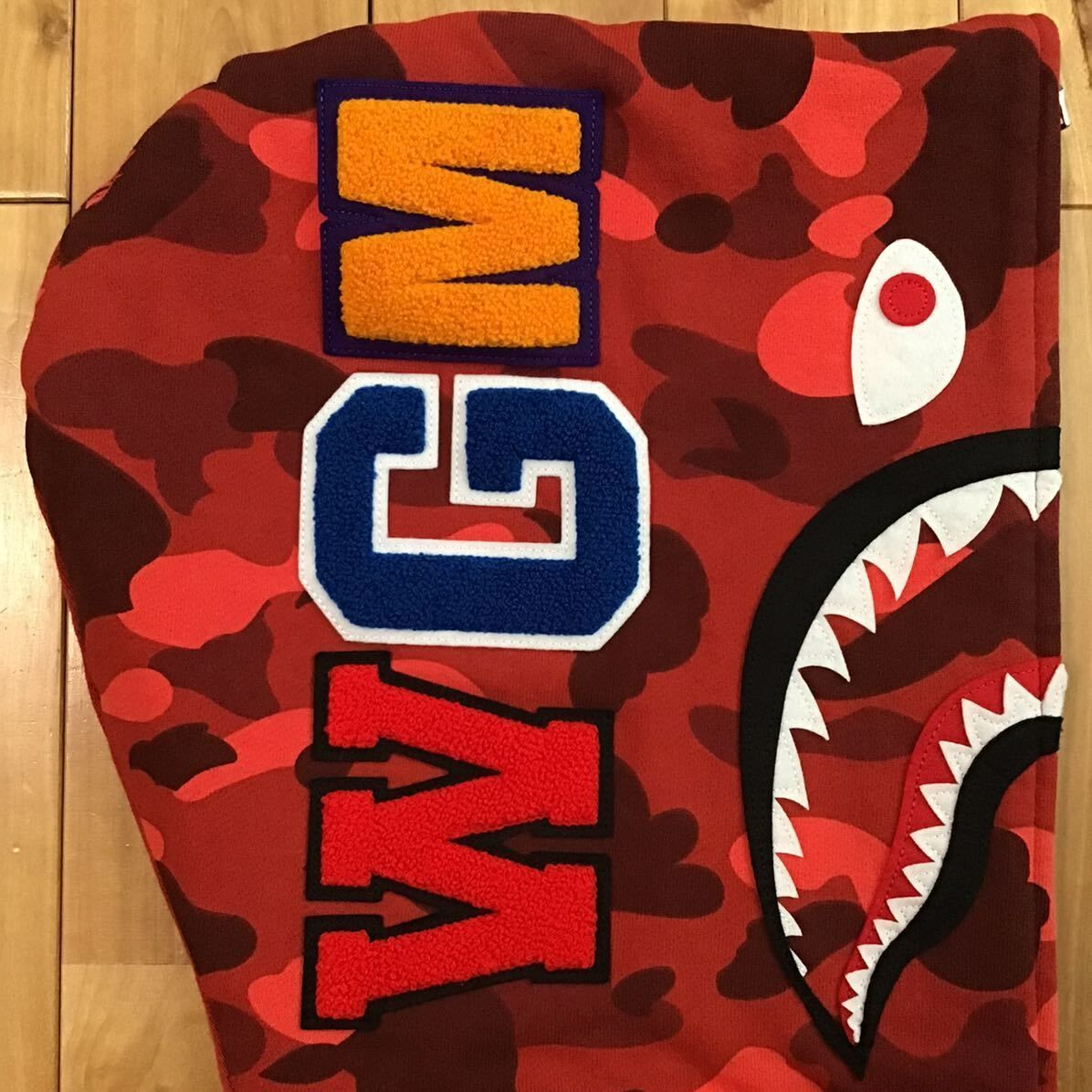 Red camo シャーク パーカー Mサイズ shark full zip hoodie a