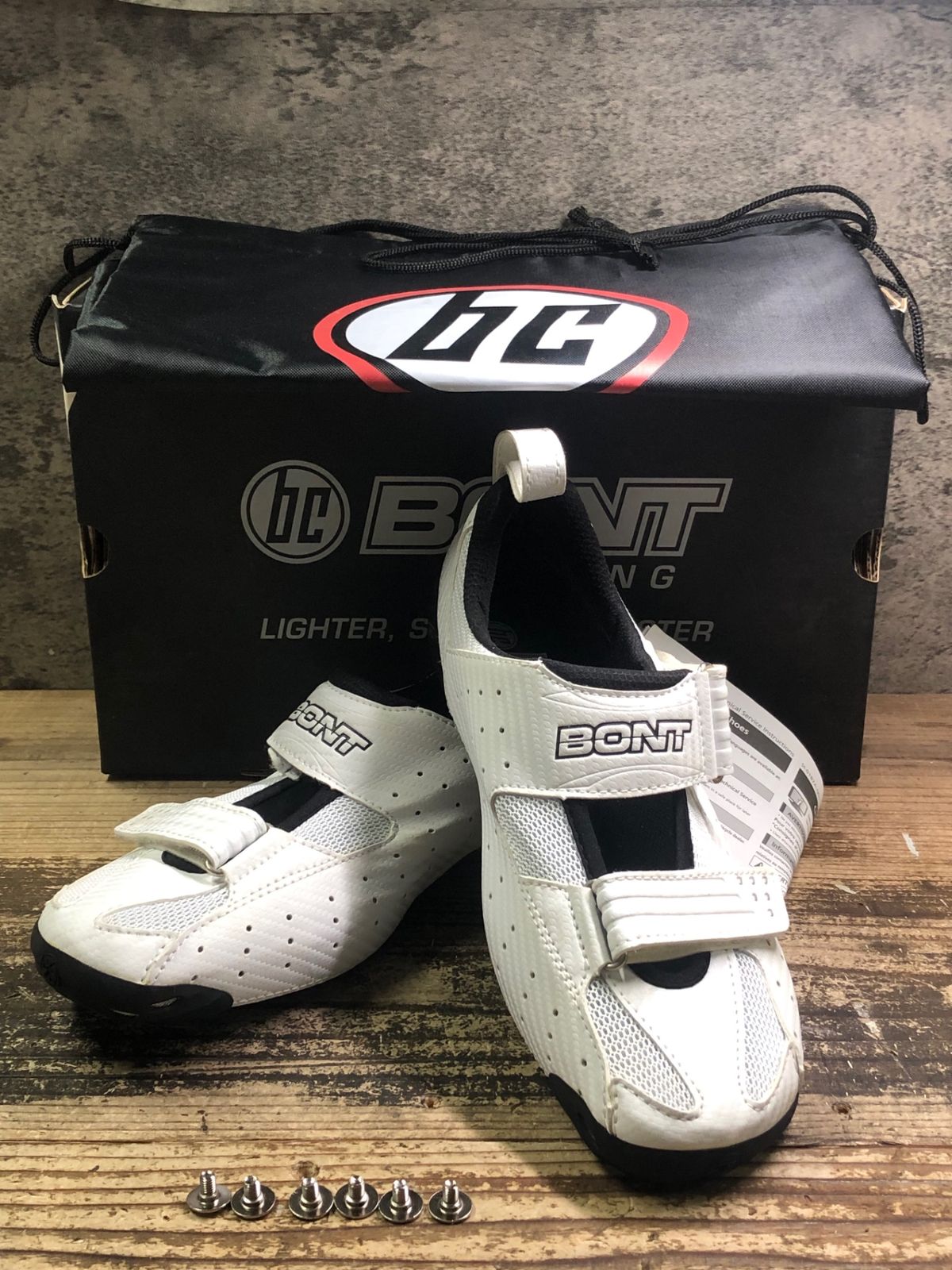 椋鳩十 全3冊セット 大空に生きる、たたかうカモシカ、孤島の野犬 注文