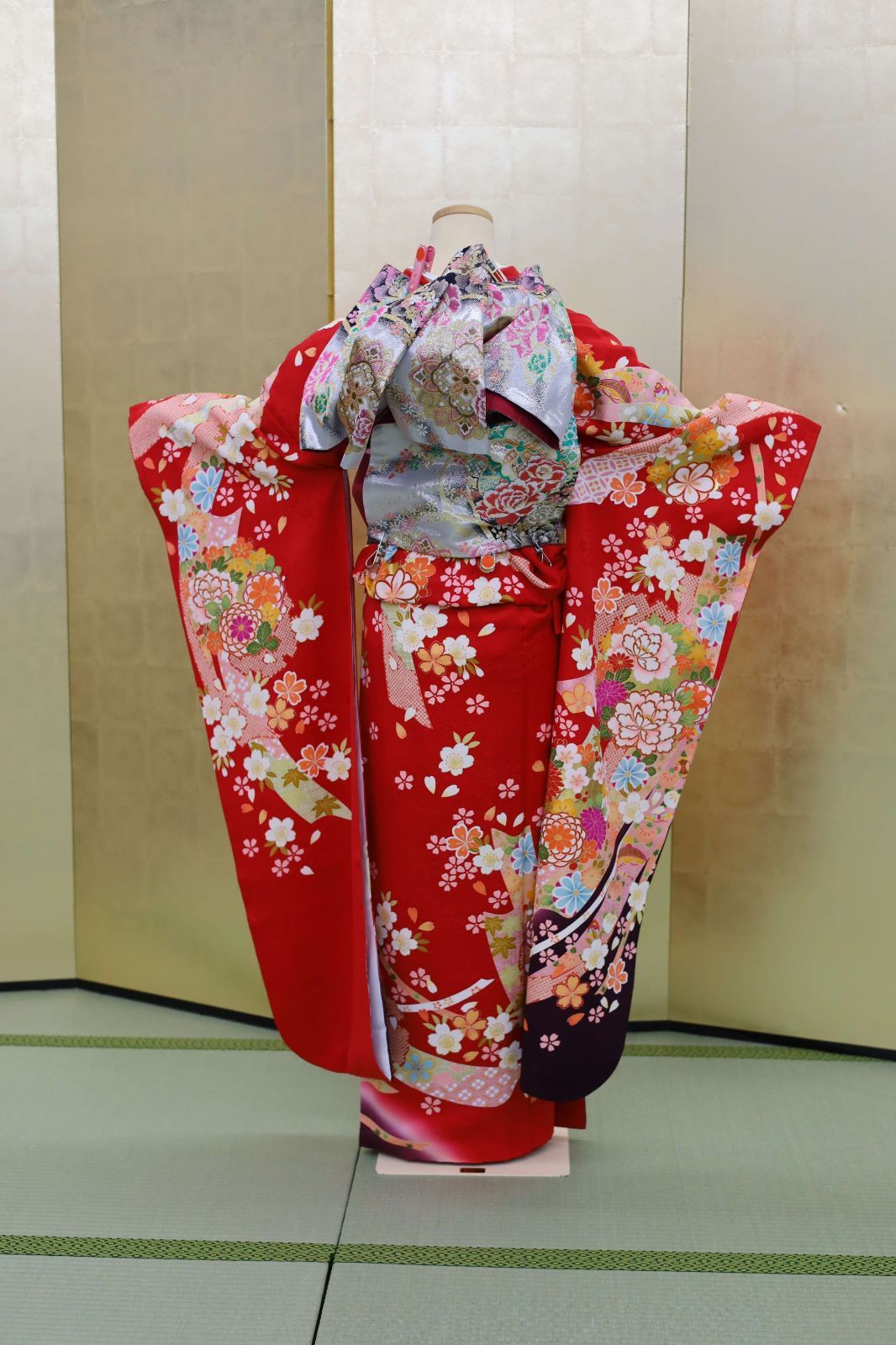 正絹振袖　赤 美品 正絹振袖7点セット【赤×熨斗柄】Lサイズ - メルカリ