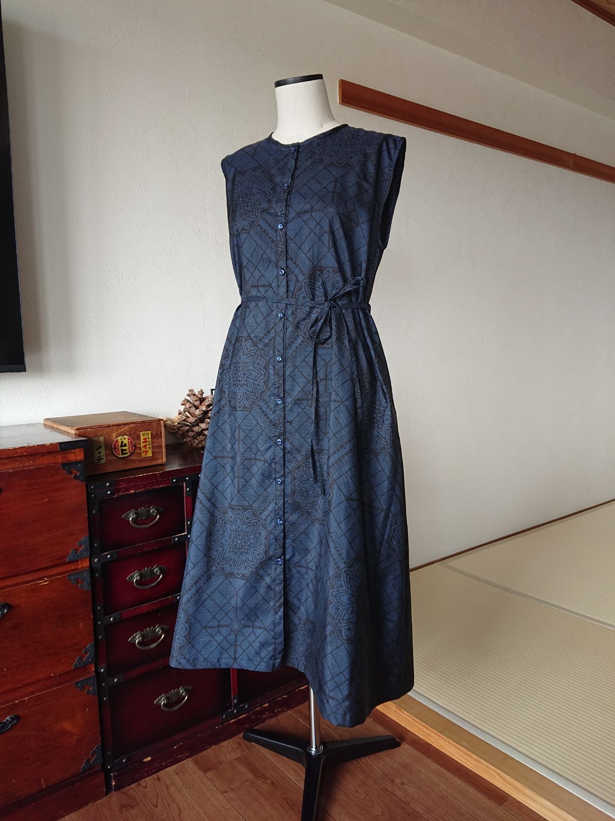 洋服仕立てのリバーシブル袖なし長羽織/七宝の庭/スヌード