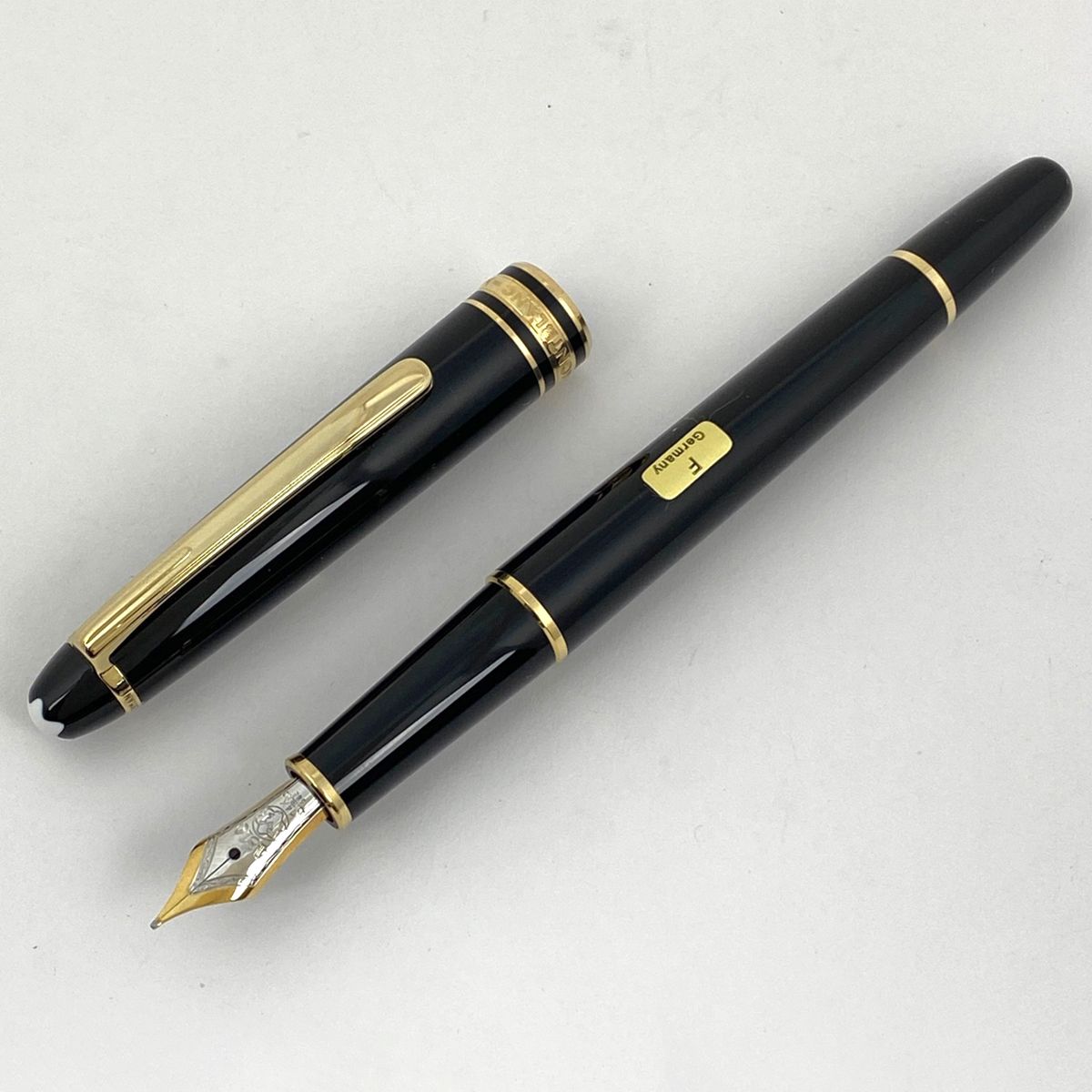 モンブラン MONTBLANC マイスターシュテュック 万年筆 インクセット 文房具 筆記具 K14 両用式 万年筆 プラスチック ブラック ゴールド  レディース 【中古】