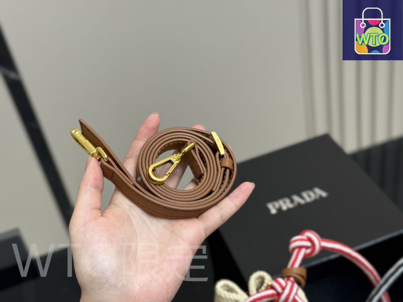 今日特価】Prada プラダ 新作バケットバッグシリーズ 長い肩帯