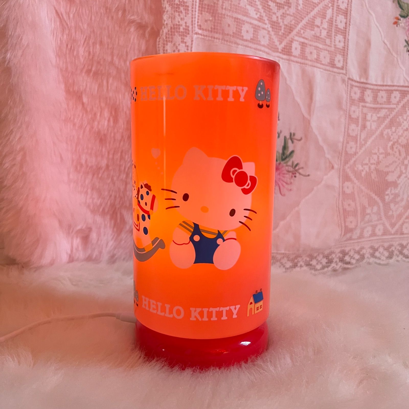 Hello Kitty 美しいアンティークの大きな柔らかいライト Hello Kitty 美しいアンティークの大きな柔らかいライト Amazon