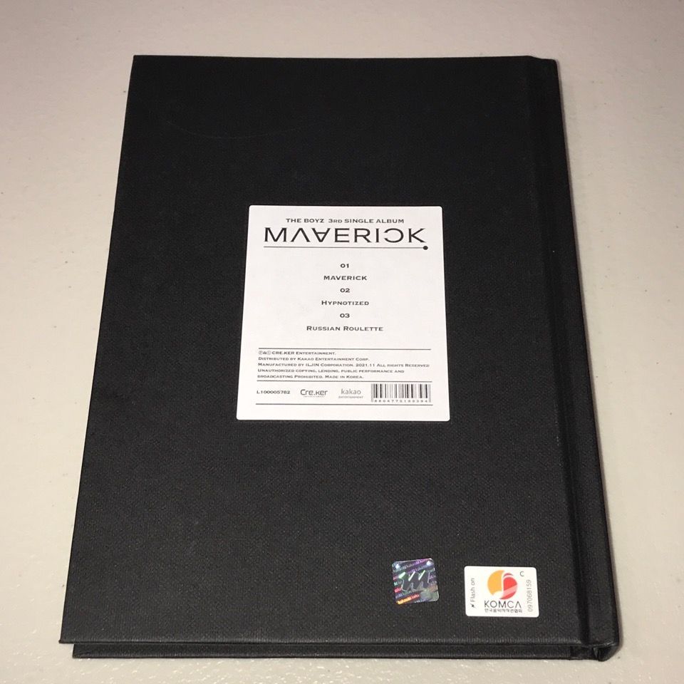 THE BOYZ 直筆サイン「MAVERICK」DOOM ver. - メルカリ