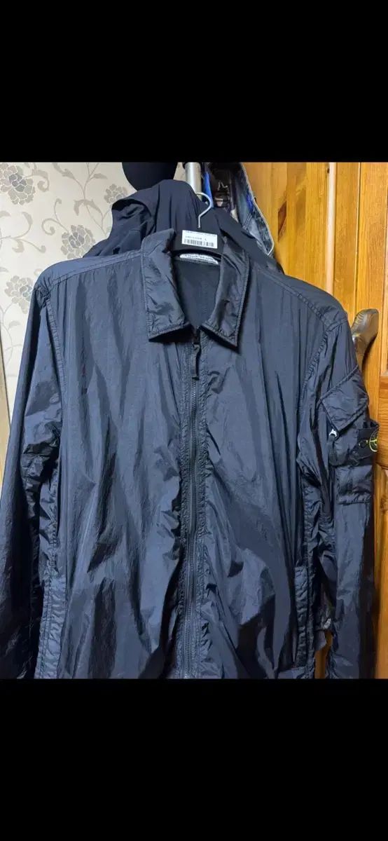 ストーンアイランド クリンクルレップス ナイロン ブラック 22FW