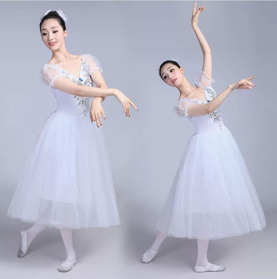 大人【S】☆バレエ舞台衣装♪お姫様系♪8層チュチュ♪白&amp;シルバービーズ♪TING 楽天市場】バレエ チュチュ 大人 白 バレエ衣装 舞台 発表会