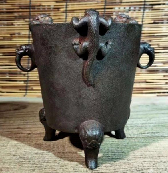 鉄器 炭ストーブ獣頭煮茶炉 虎頭炉 装飾品 工芸品 置物 古玩鉄器獣頭炭ストーブアンティーク鋳鉄炭ストーブ煮茶炉中国式