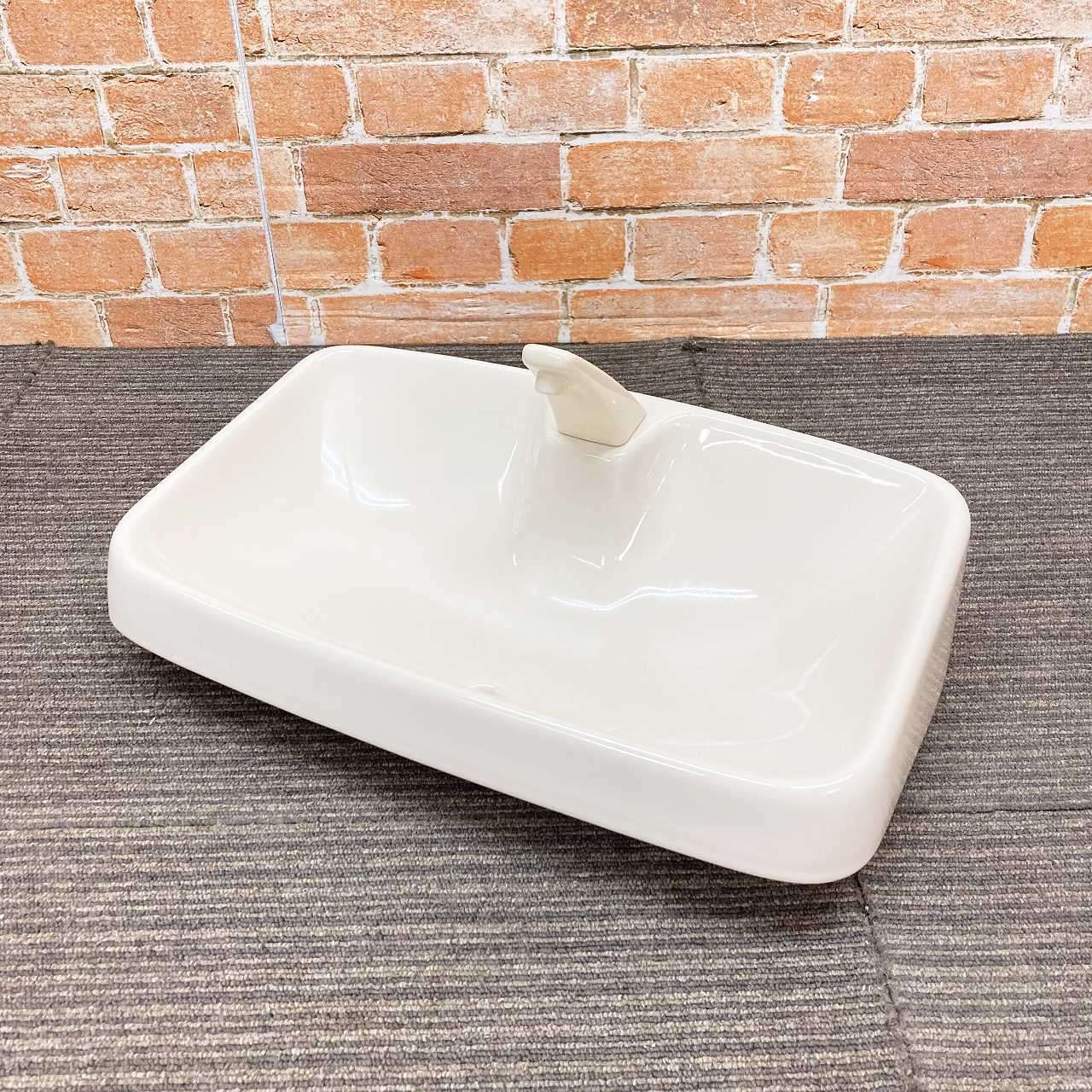 品 INAX イナックス トイレ 洋式 便器 T-887 タンクの蓋 ふた BU8 アイボリー 3I091915