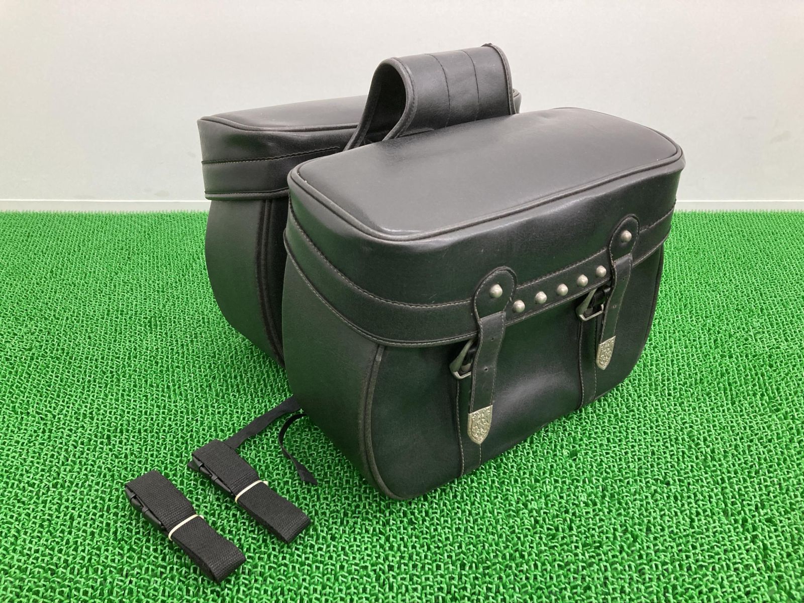 K+DIVISION製 サイドバッグ 左右 社外 中古 バイク 部品 15L 品番1866