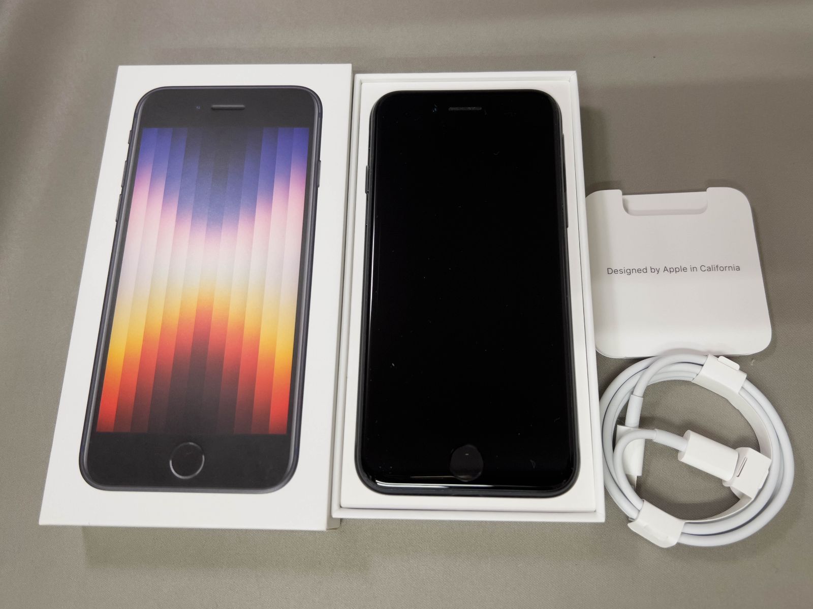 Apple iphoneSE(第3世代)64GB SIMロックなし(ミッドナイト)