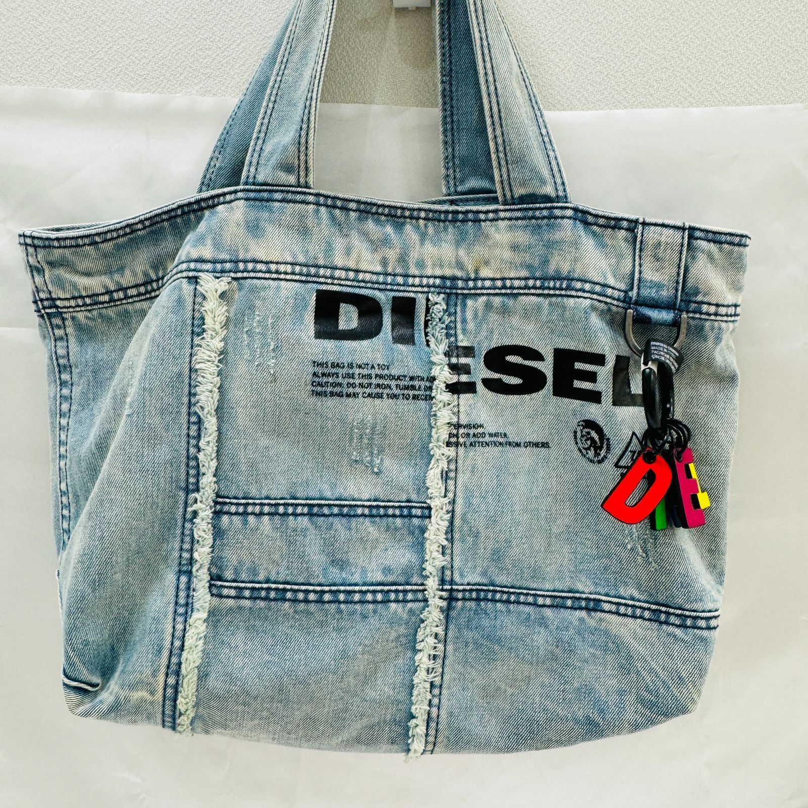 A【保管品】DIESEL ディーゼル トートバッグ デニム チャーム ハンドバッグ 布製 軽量 レディース ブランド