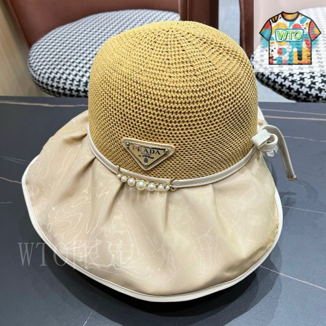 シャネル　ハット Chanel 2021 Terry Cloth Bucket Hat w/ Tags - White Hats