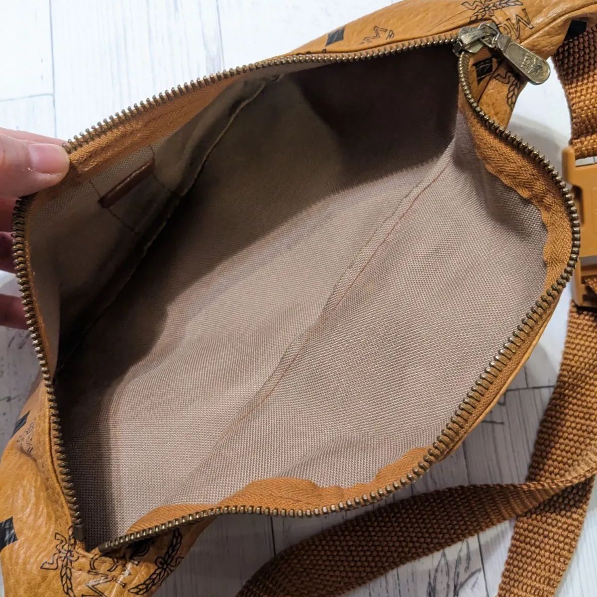 MCM ウエストポーチ ブラウン brown ウエストバッグ ゴールド金具 