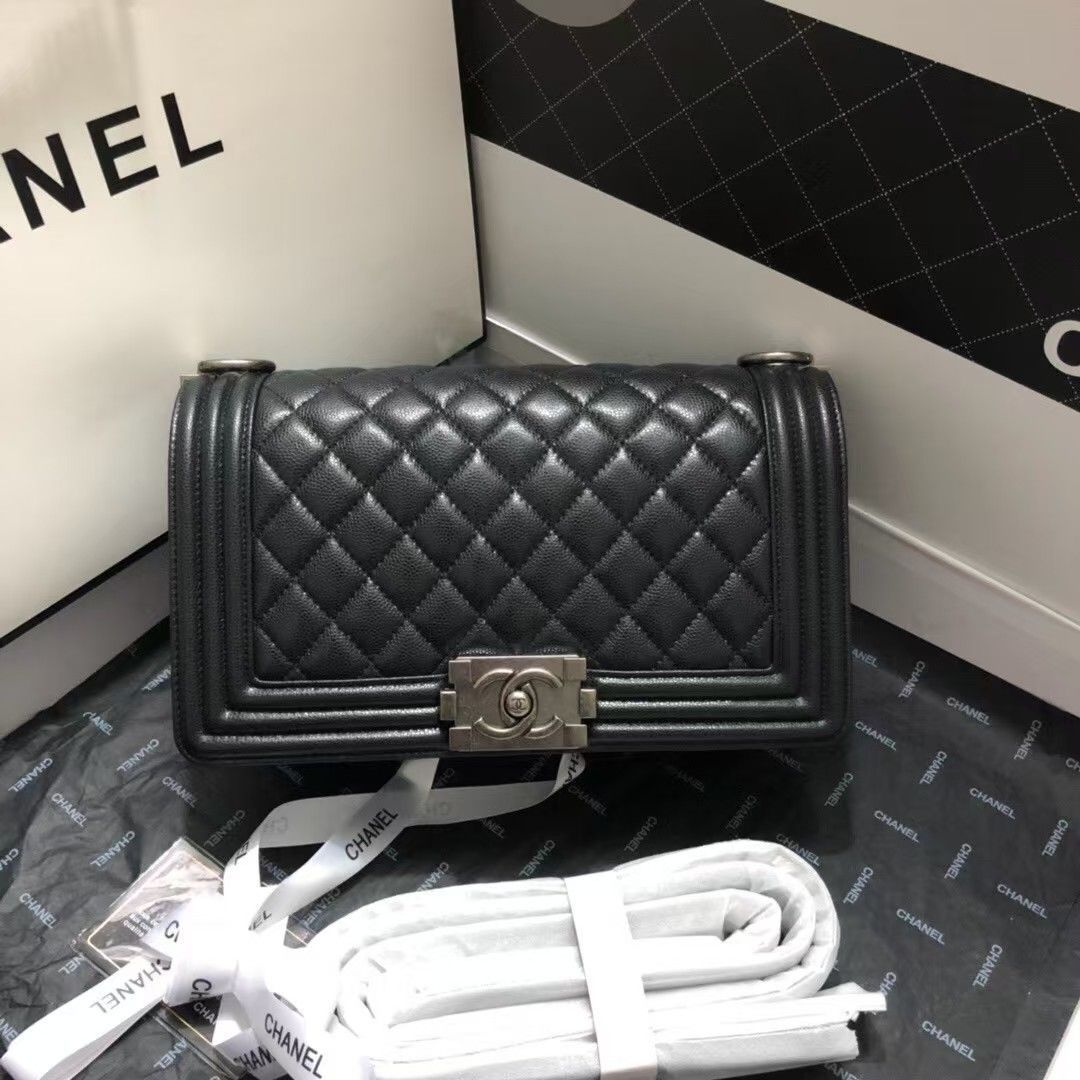 ? ?CHANELシャネル ショルダーバッグ ハンドバッグクロスボディバッグ黒のクラシック