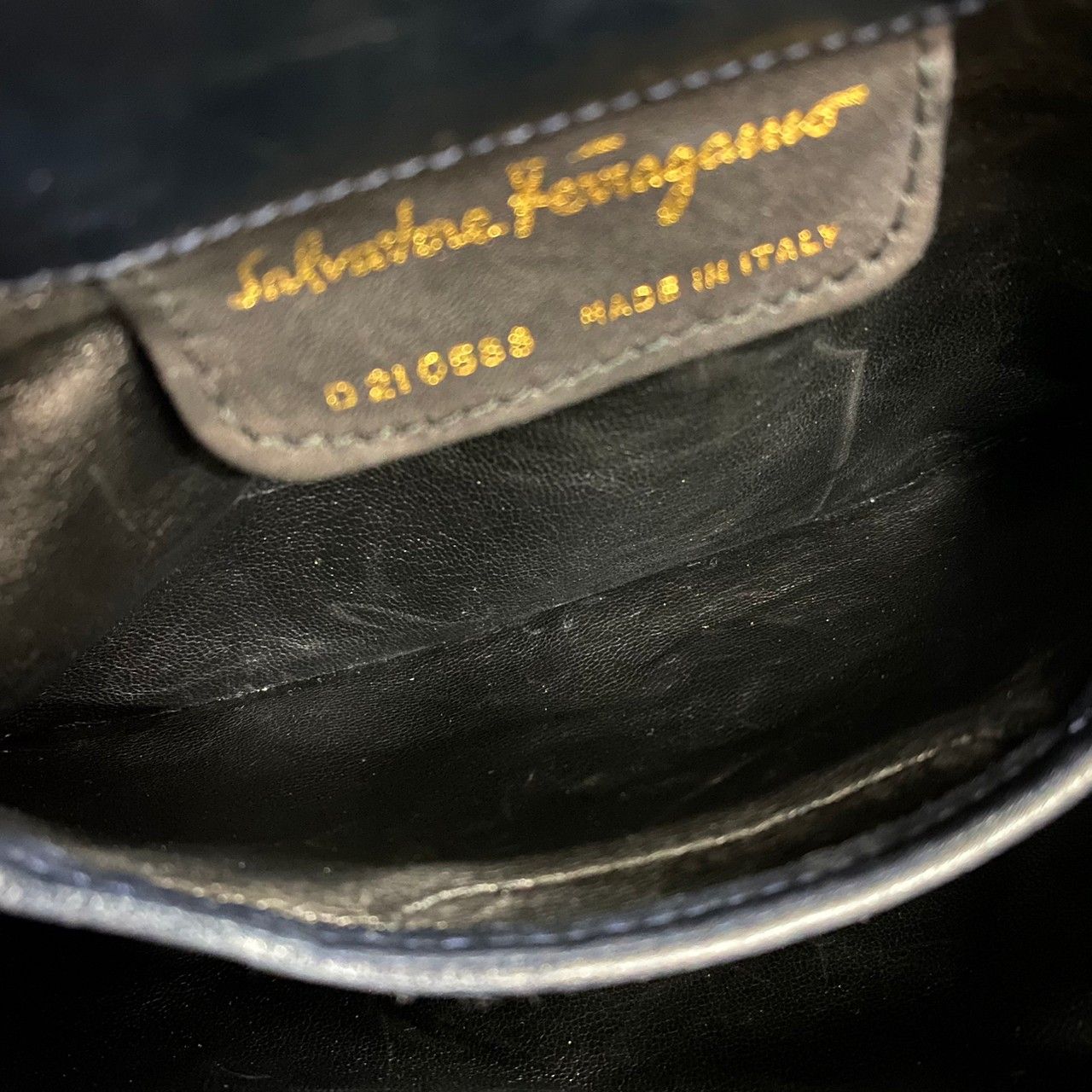 極 美品 Salvatore Ferragamo サルヴァトーレフェラガモ ヴァラリボン