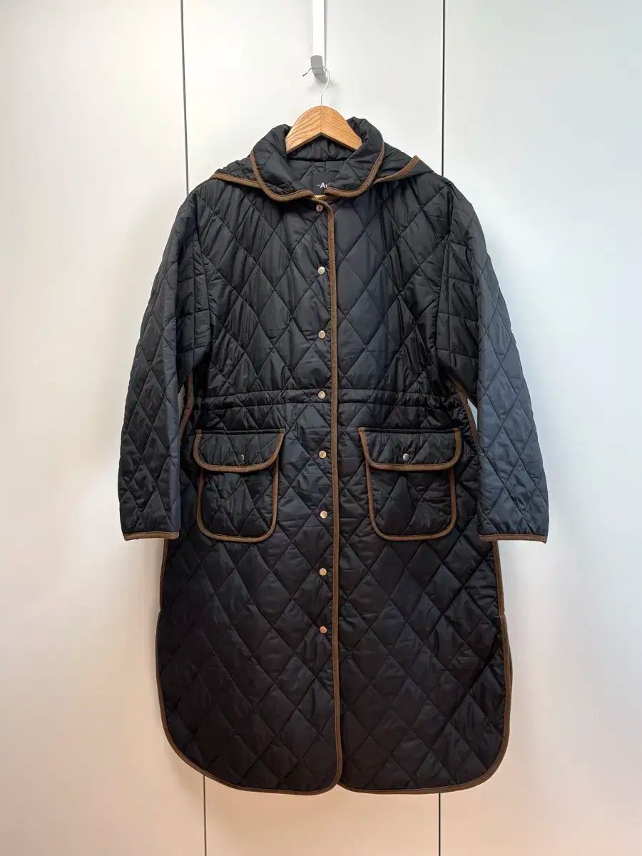 ピレネックス PYRENEX　ノーカラー ミドル丈 ダウンコート　36　コクーン 楽天市場】ピレネックス PYRENEX コクーン COCOON ノーカラー