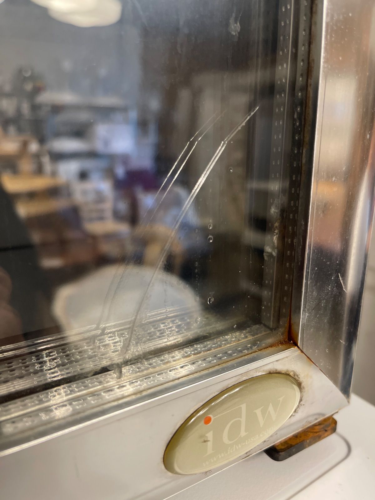 コーラマーク光がつきます