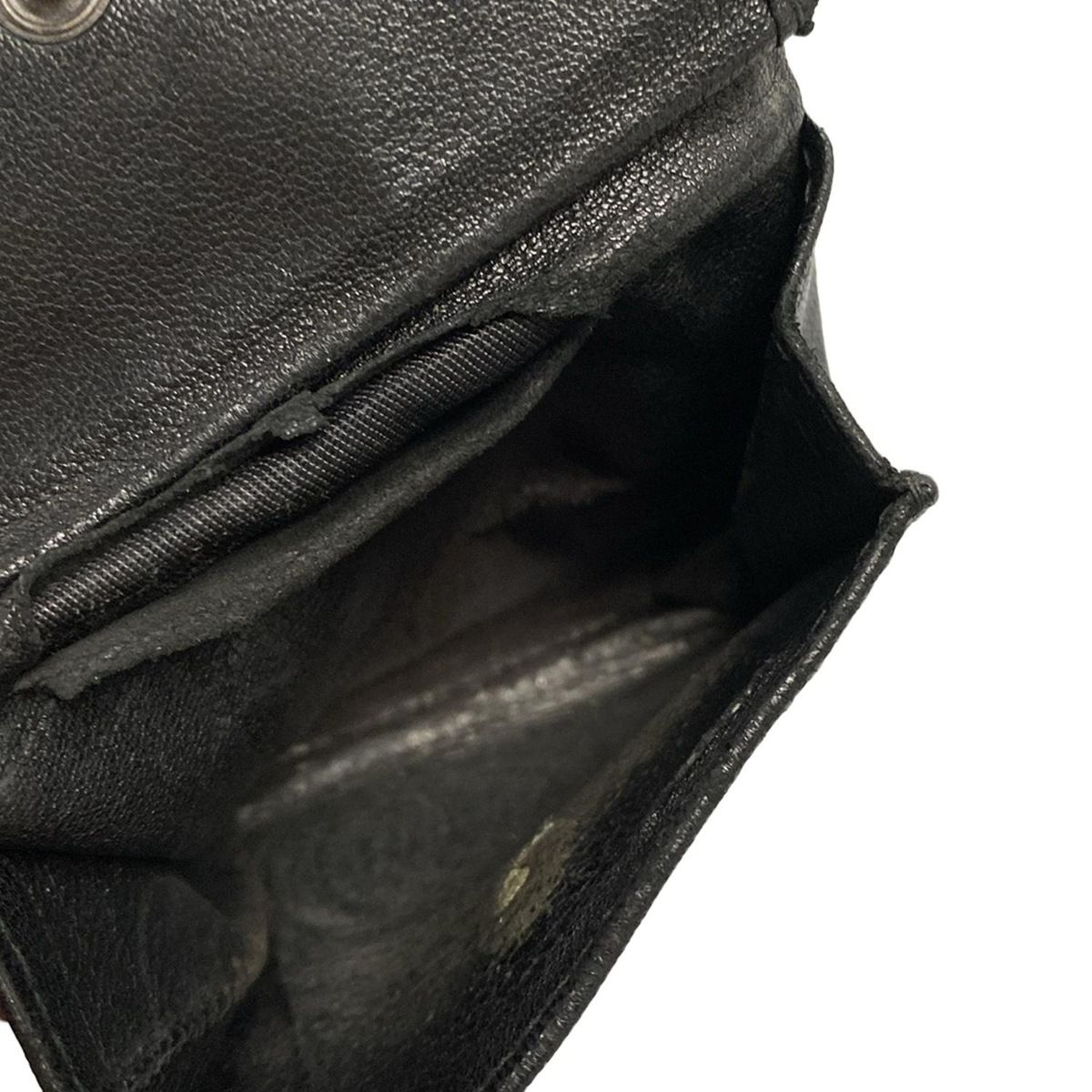 2つ折り財布