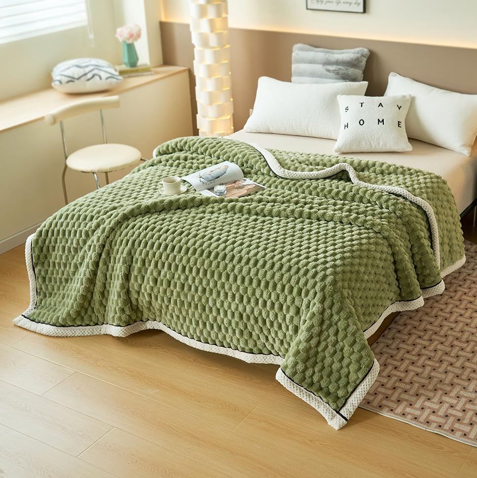 【人気商品】ブランケット秋冬用防寒オールシーズン掛け毛布(軍グリーン150*200cm) 静電気防止ひざ掛け 吸湿発熱 柔らかいふわふわ軽量洗える大判ブランケット，マイクロファイバー厚手 UGFJ