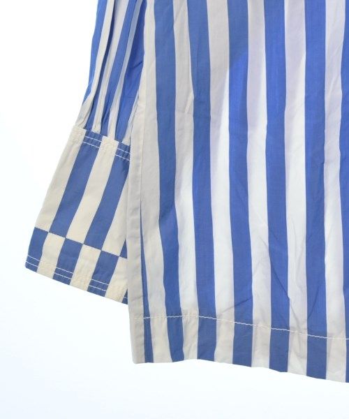 カジュアルシャツ