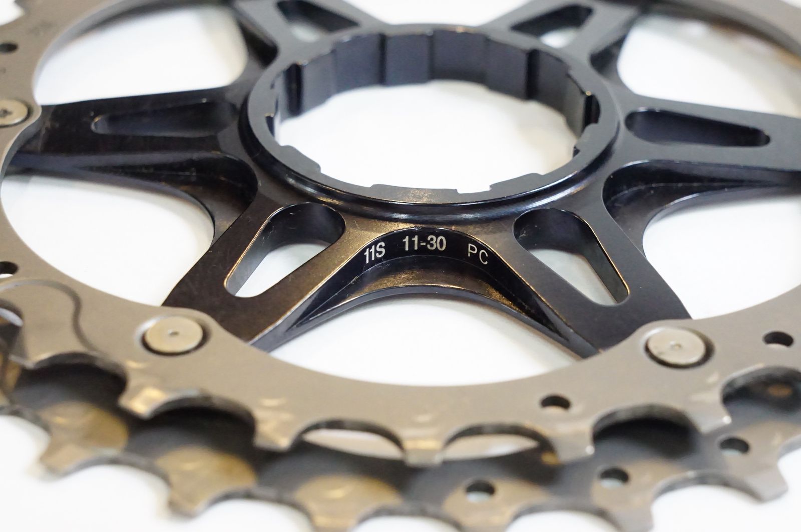 SHIMANO 「シマノ」 DURA-ACE CS-R9100 11-30T スプロケット / 熊谷