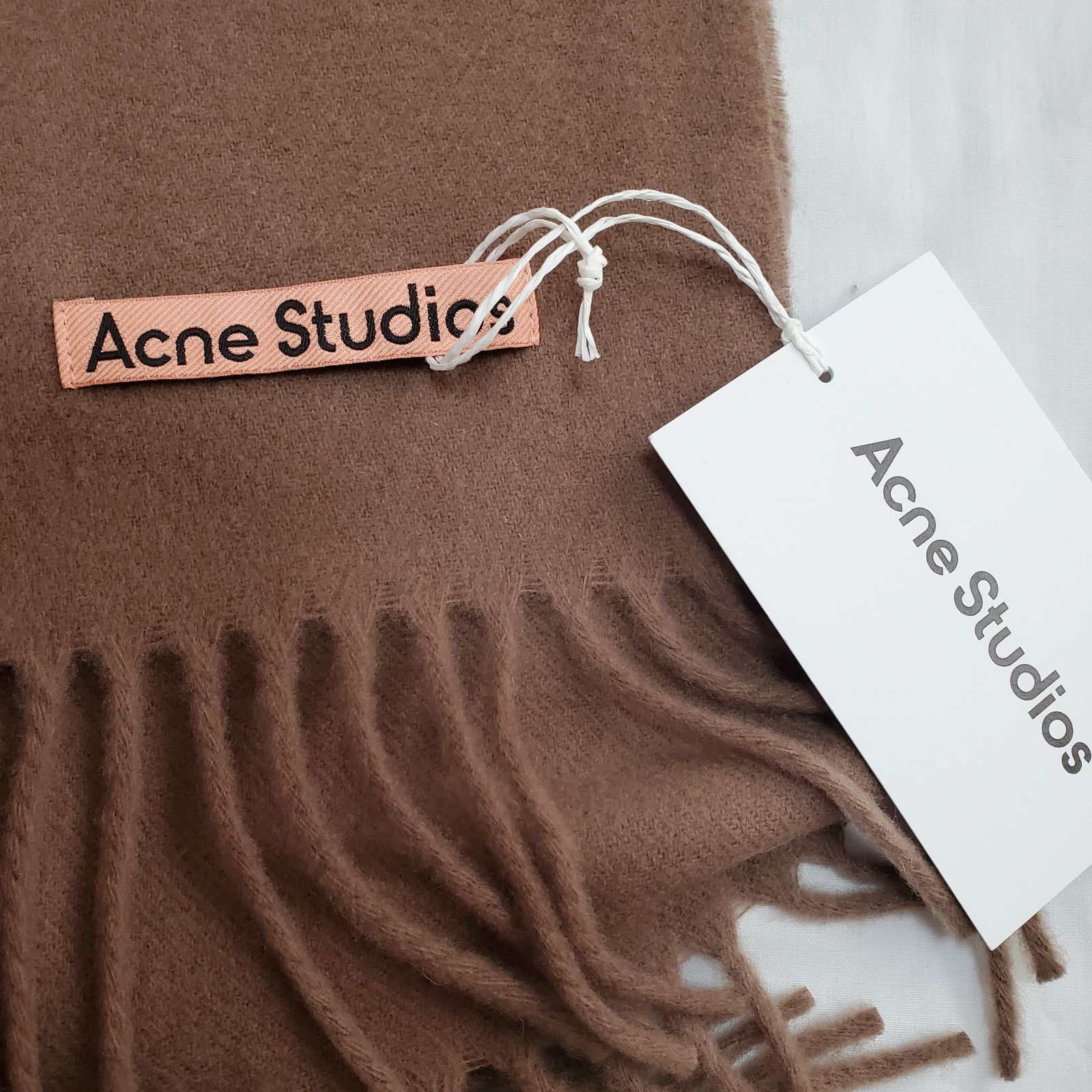 新品Acne Studios ストールマフラー オーバーサイズCanadaNew - メルカリ