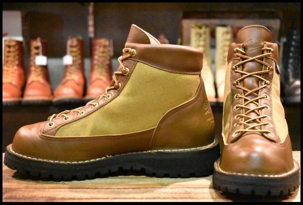 30420X 白タグDanner ダナーライト ブーツ　ゴアテックスUS8EE 30420X 白タグDanner ダナーライト ブーツ ゴアテックスUS8EE