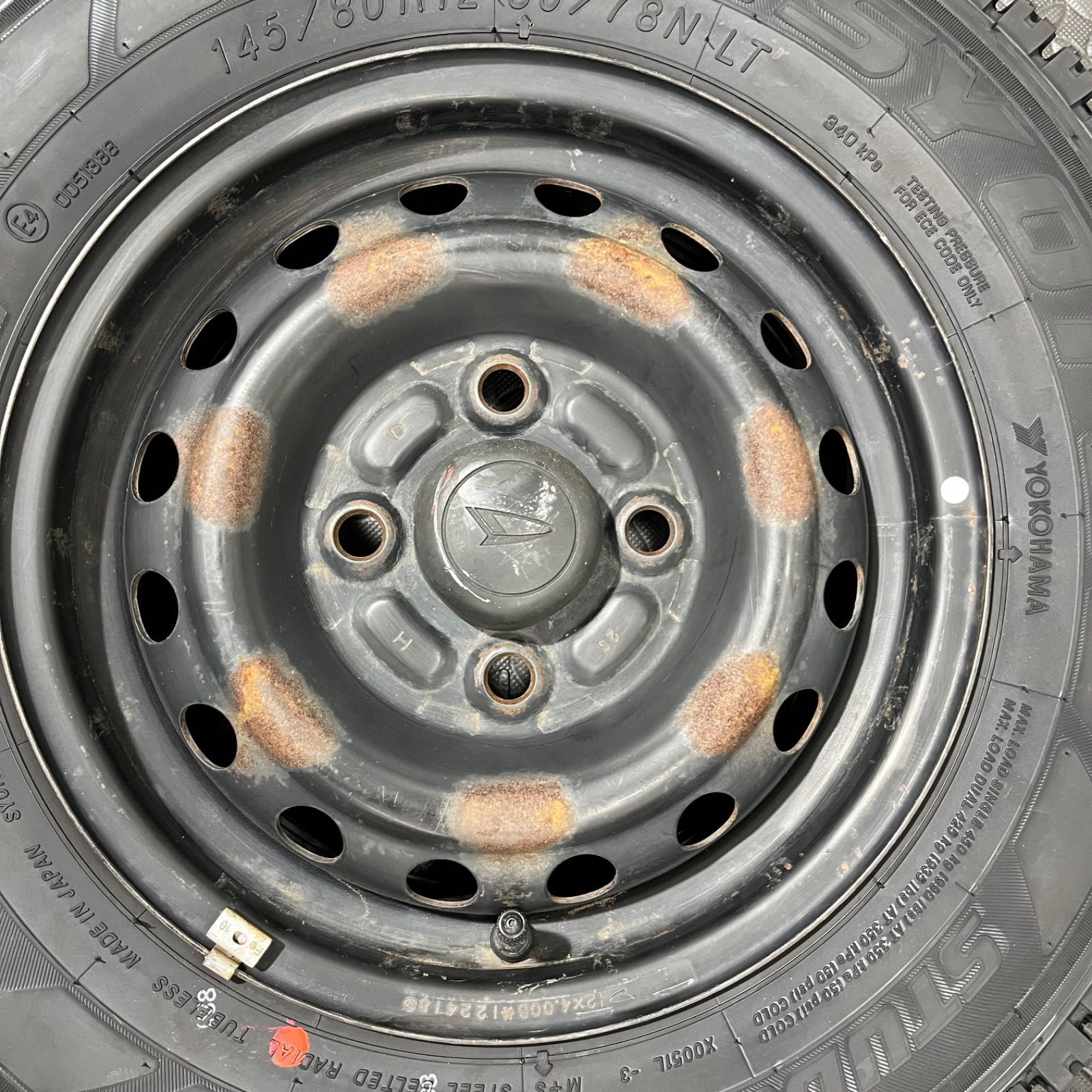 25年製 タイヤ 145|80R12 80|78N LT ヨコハマ SY01 ダイハツ ハイゼット スタッドレスタイヤ 冬タイヤ 1084M