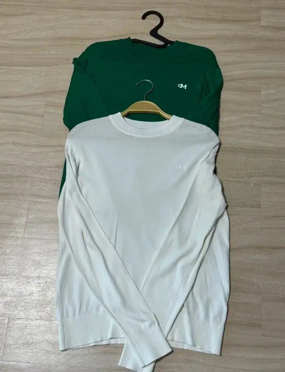 レディース ゴルフウェア ギンプル 薄いです ニット m