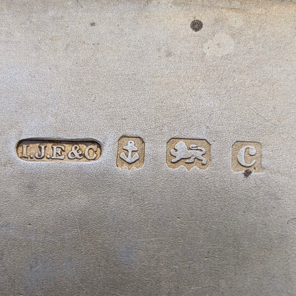 1902年 英国アンティーク 純銀製 シガレットケース 75g I.J.