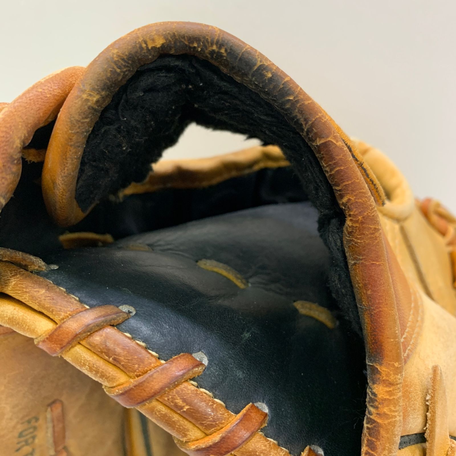 ルイスビルスラッガー Louisville Slugger ソフトボール用 大人 一般