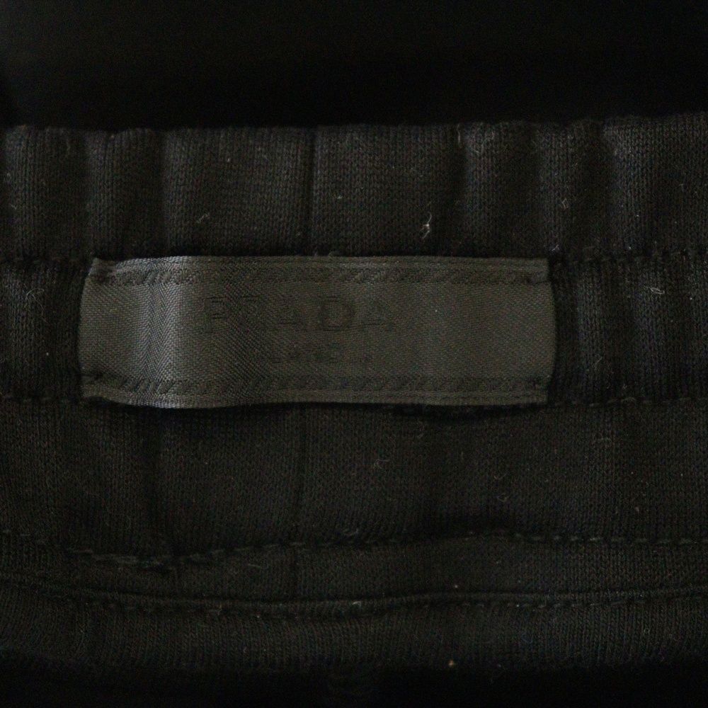 PRADA プラダ