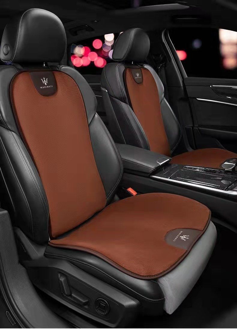 新品！マセラティ Maserati ロゴ入り 座布団 スエード素材 シートカバーセット ションシートカバー 座席の背もたれ 2点セット 高級な四季が通じる 3色選択可 全車種対応 Quattroporte Ghibli