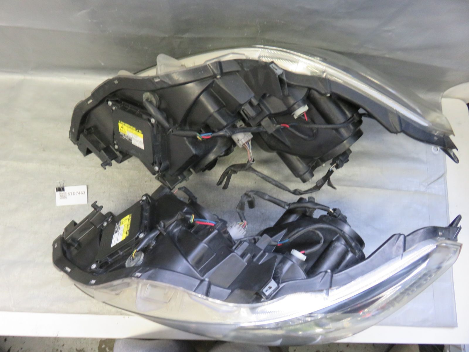 ☆STD7463/点灯OK アルファード20系前期 純正 AFS付/ヘッドライト 運転