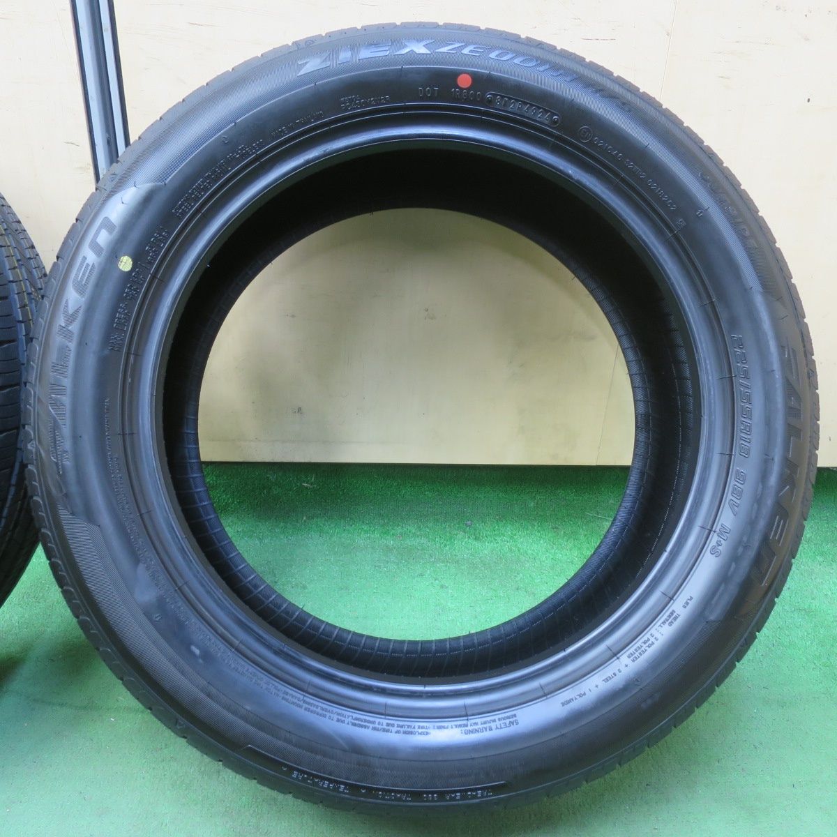 新車外し！24年☆225/55R18 ファルケン ZIEX ZE001A A/S タイヤ