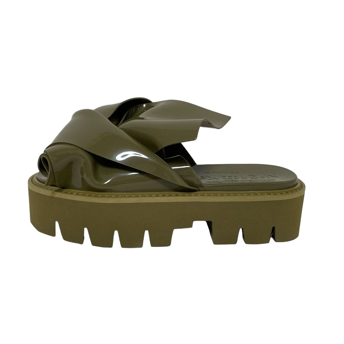 Kartell × N゜21 サンダル N°21（ヌメロ ヴェントゥーノ）の「N゜21×