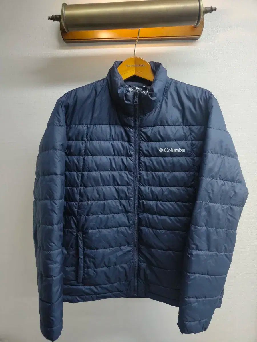 L Columbia コロンビア 軽量ダウン